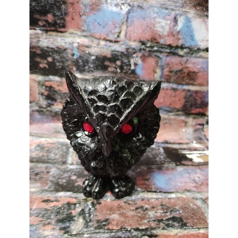 black carved resin owl with red Eyes Made In USA 1980 VCP Coal